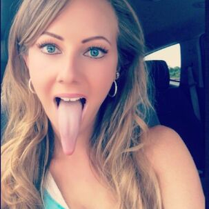girl sexy tongue